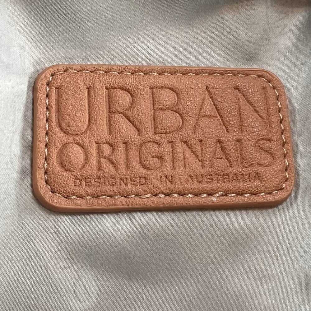 NWT Urban Originals Vegan Love Fest Crochet Crossbody Purse - Picture 11 of 16